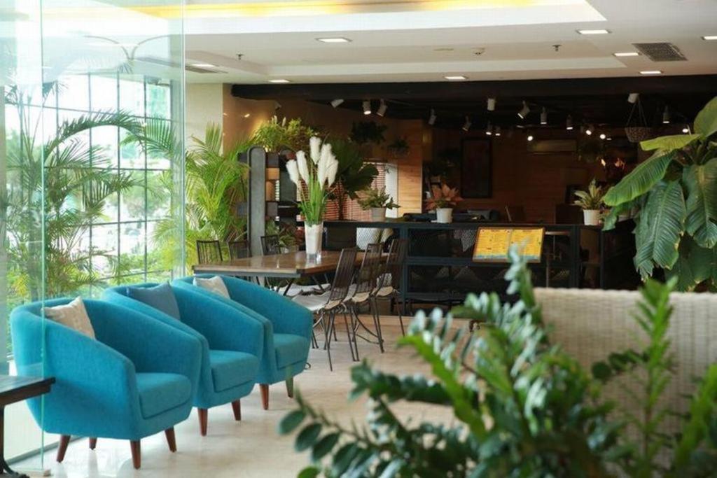 Truong Hotel На Транг Екстериор снимка