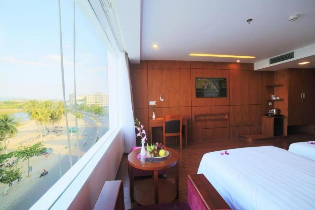 Truong Hotel На Транг Екстериор снимка